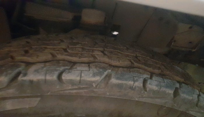 2017 Mahindra Bolero POWER PLUS SLX, Diesel, Manual, 56,037 km, tyre