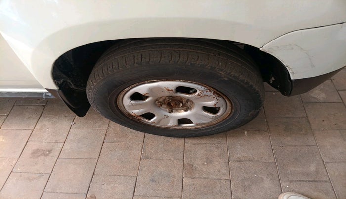 2013 Renault Duster 85 PS RXL DIESEL, Diesel, Manual, 83,172 km, tyre