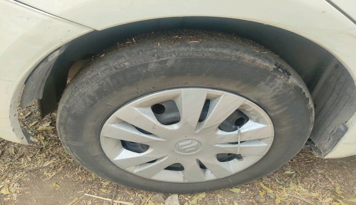 2011 Maruti Swift Dzire VDI, Diesel, Manual, 1,16,564 km, tyre