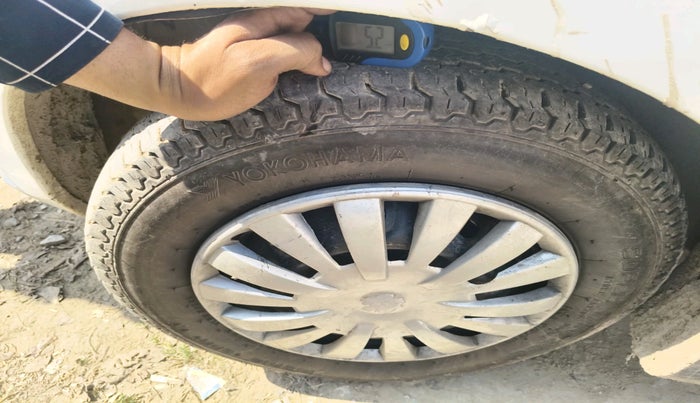 2016 Maruti Alto 800 LXI, Petrol, Manual, 60,122 km, tyre