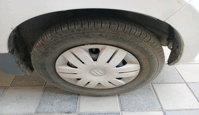 2015 Maruti Alto 800 VXI, Petrol, Manual, 39,620 km, tyre