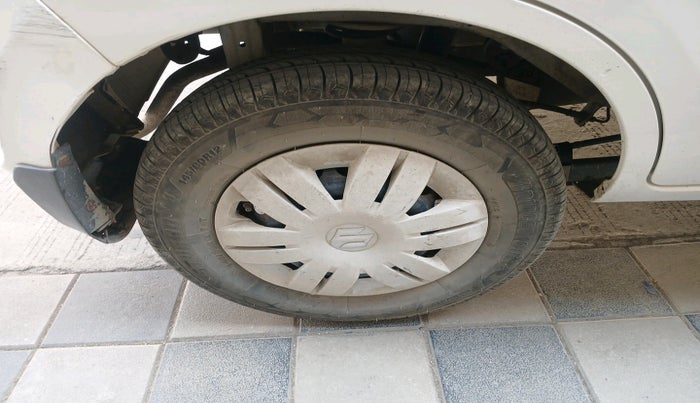 2015 Maruti Alto 800 VXI, Petrol, Manual, 39,620 km, tyre