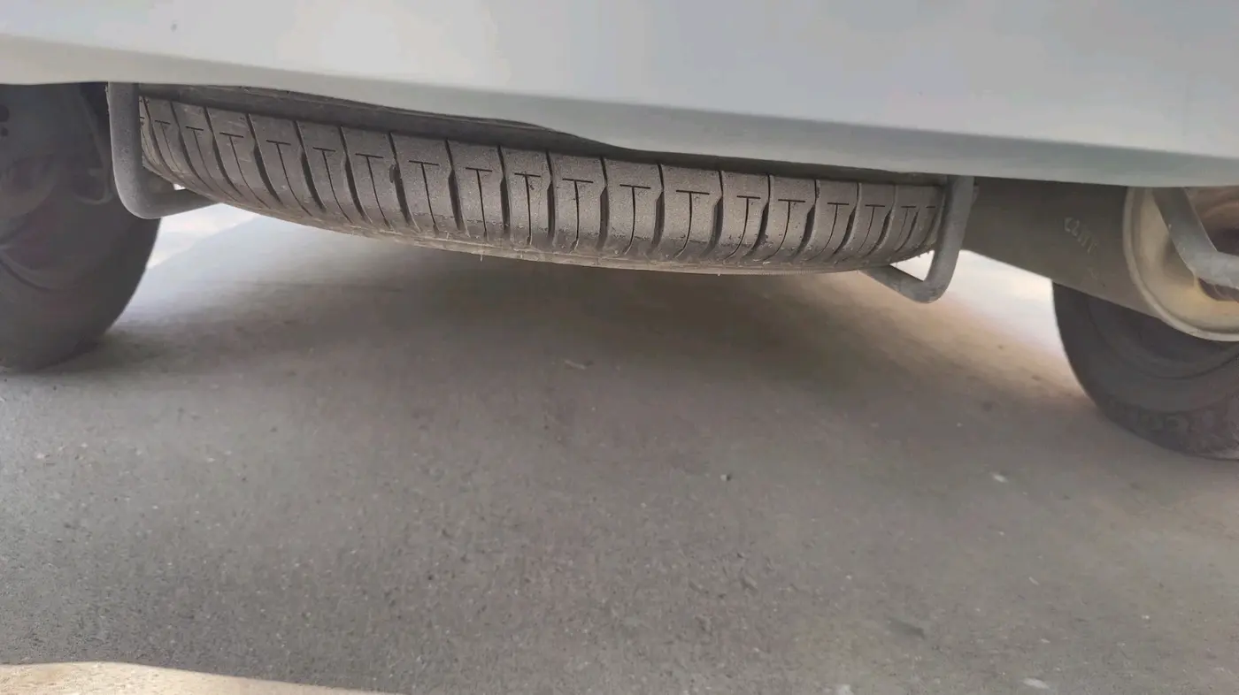 2023 Maruti Ertiga   VXI (O) CNG, CNG, Manual, 51,366 km, tyre
