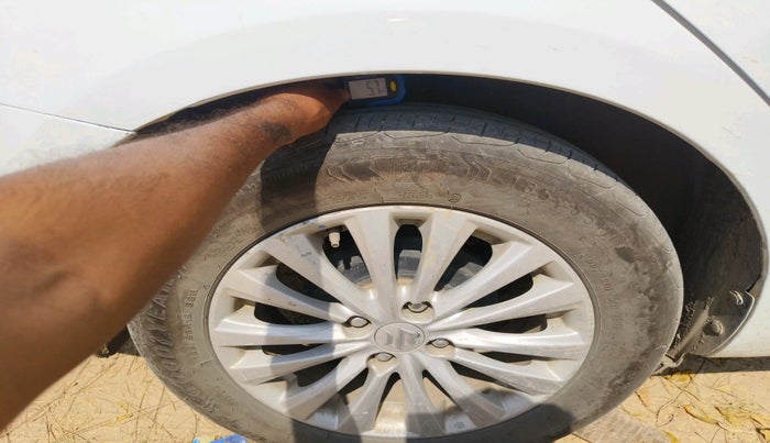 2018 Maruti Ciaz DELTA 1.5 SHVS MT PETROL, Petrol, Manual, 1,66,996 km, tyre