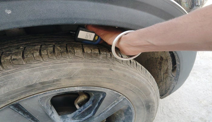 2024 Tata NEXON Fearless Plus S 1.2 Revotron 7DCA Dark Edition, Petrol, Automatic, 7,401 km, tyre