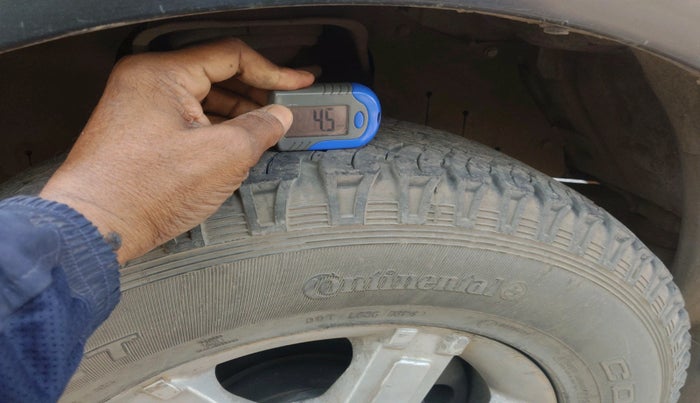 2013 Mahindra Xylo H8 ABS AIRBAG BS IV, Diesel, Manual, 1,17,090 km, tyre