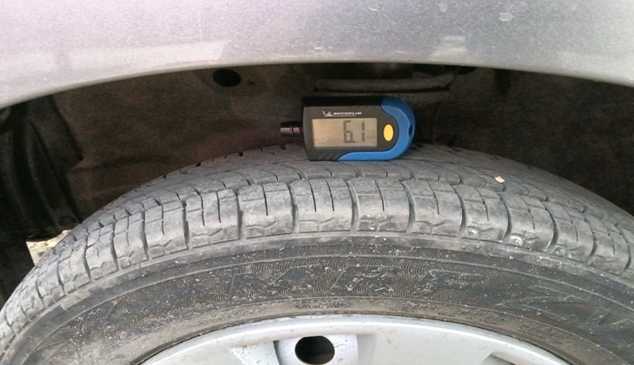 2016 Maruti Wagon R 1.0 LXI CNG, CNG, Manual, 79,043 km, tyre