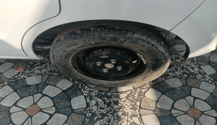 2016 Maruti Alto 800 LXI, Petrol, Manual, 74,173 km, tyre