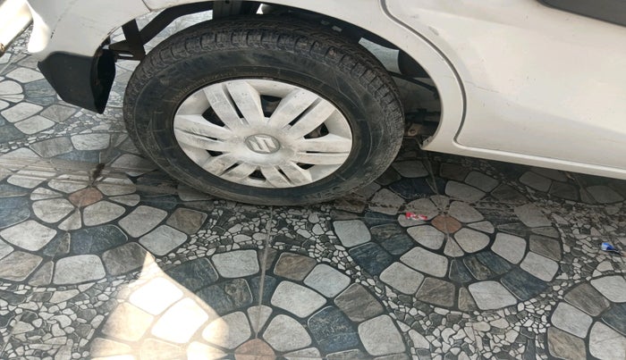 2016 Maruti Alto 800 LXI, Petrol, Manual, 74,173 km, tyre