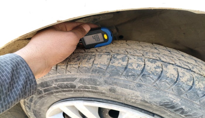 2014 Maruti Swift Dzire VDI, Diesel, Manual, 2,28,632 km, tyre