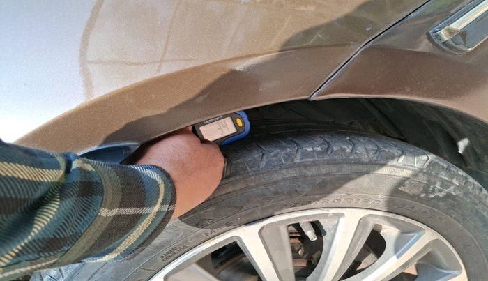 2018 Maruti Ciaz ALPHA 1.5 SHVS PETROL, Petrol, Manual, 1,00,738 km, tyre