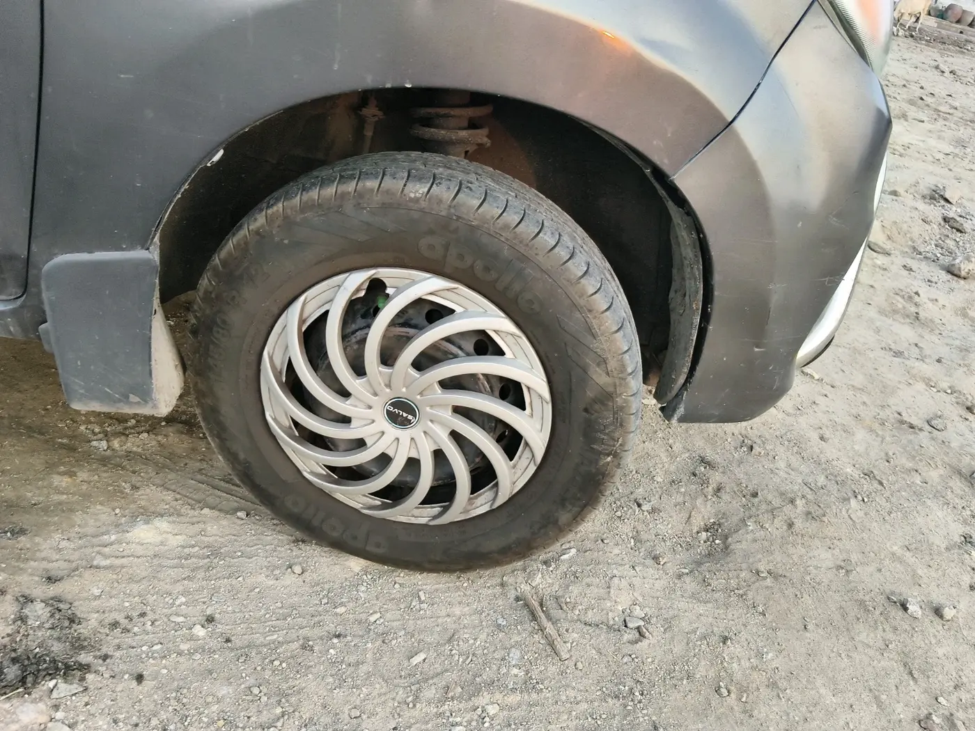 2016 Maruti Alto 800 VXI, Petrol, Manual, 1,92,030 km, tyre