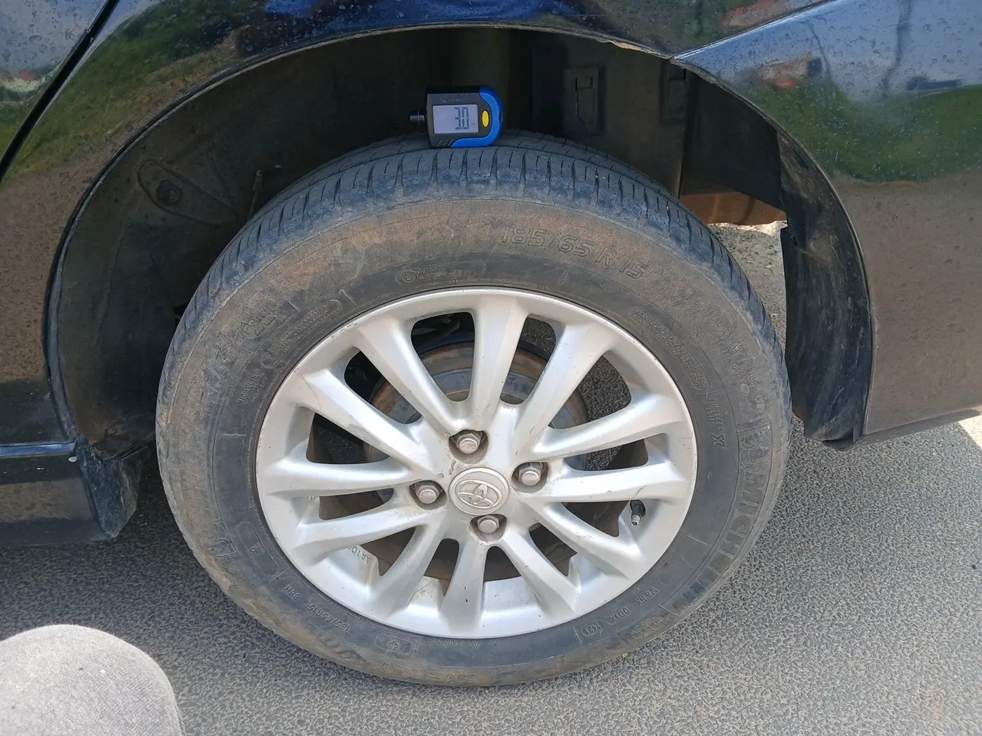 2011 Toyota Etios VX, Petrol, Manual, 89,666 km, tyre