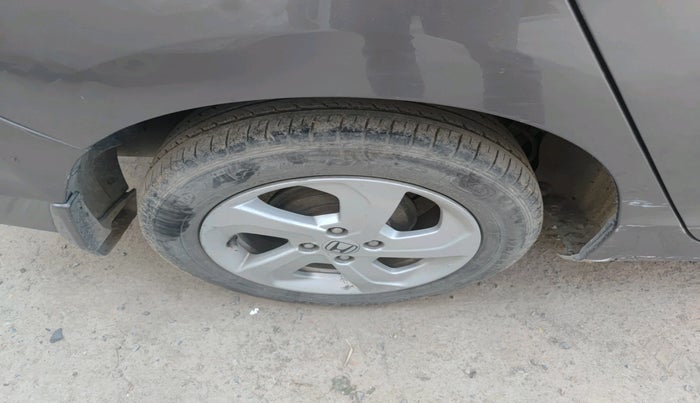 2014 Honda City 1.5L I-DTEC VX, Diesel, Manual, 1,03,053 km, tyre