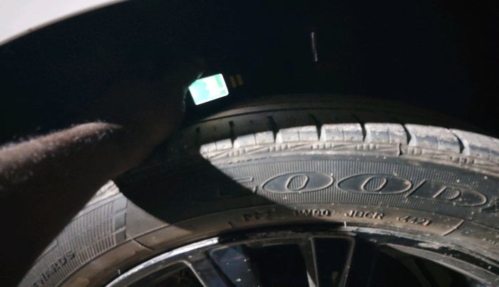 2015 Volkswagen Polo GT TDI, Diesel, Manual, 1,07,500 km, tyre