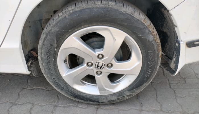 2016 Honda City 1.5L I-VTEC VX, Petrol, Manual, 1,25,001 km, tyre