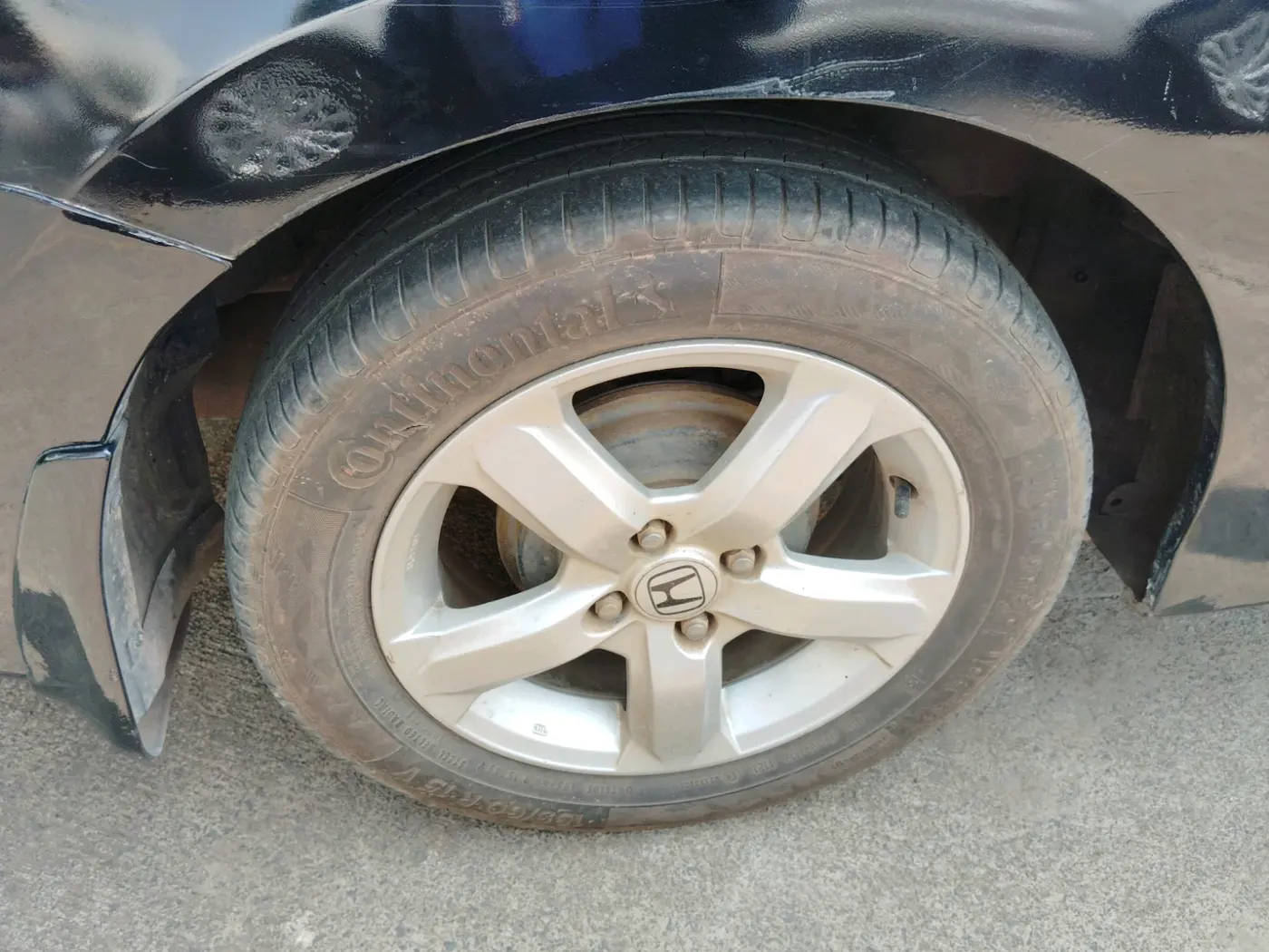 2011 Honda City 1.5L I-VTEC V MT, Petrol, Manual, 1,23,293 km, tyre
