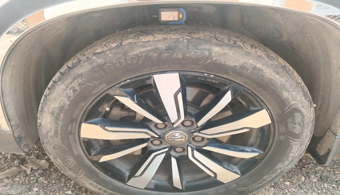 2019 MG HECTOR SHARP 2.0 DIESEL, Diesel, Manual, 1,15,840 km, tyre