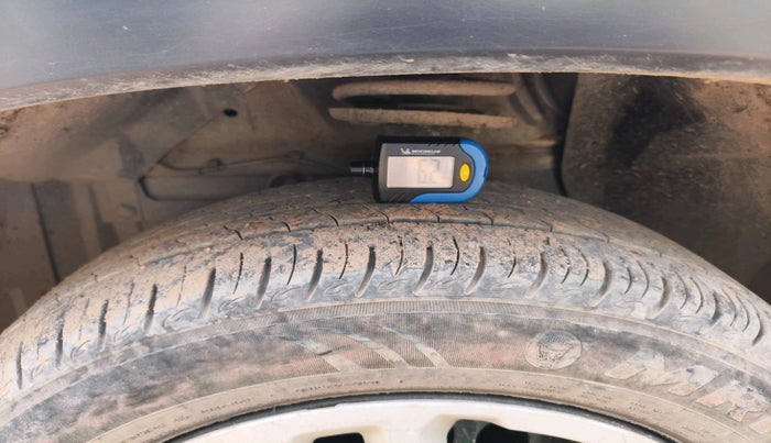 2018 Maruti Vitara Brezza VDI, Diesel, Manual, 1,09,000 km, tyre