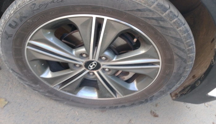 2017 Hyundai Creta SX PLUS AT 1.6 PETROL, Petrol, Automatic, 74,791 km, tyre