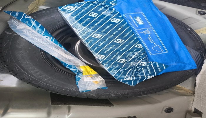 2021 Tata Tiago XZA PLUS PETROL, Petrol, Automatic, 53,567 km, tyre