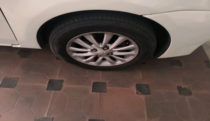 2012 Toyota Etios VD, Diesel, Manual, 1,43,330 km, tyre