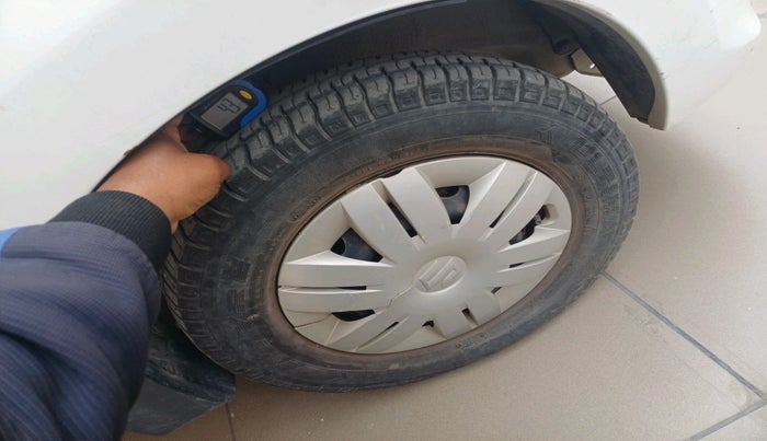 2017 Maruti Alto 800 LXI, Petrol, Manual, 16,541 km, tyre