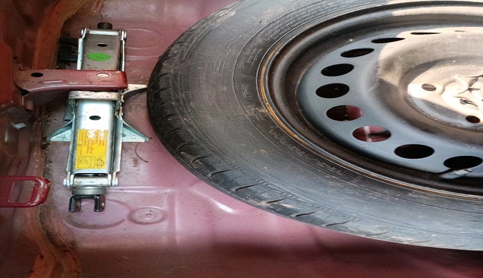 2014 Hyundai Grand i10 SPORTZ 1.2 KAPPA VTVT, Petrol, Manual, 40,907 km, tyre