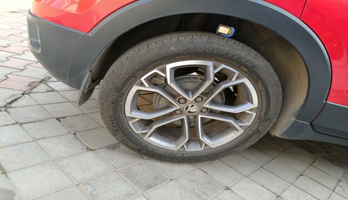 2021 Skoda KUSHAQ STYLE 1.5L TSI DSG, Petrol, Automatic, 57,221 km, tyre