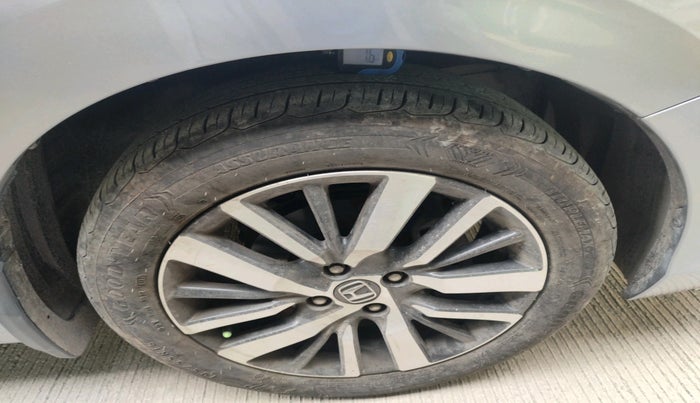 2021 Honda City 1.5L I-VTEC ZX, Petrol, Manual, 35,643 km, tyre