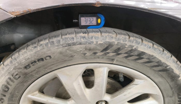 2015 Honda Amaze 1.5L I-DTEC VX, Diesel, Manual, 92,318 km, tyre