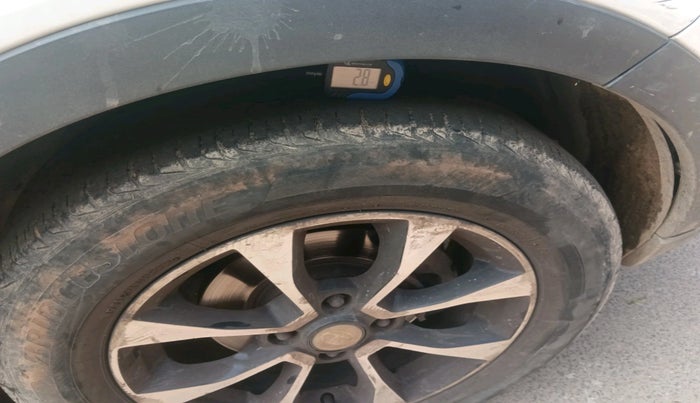 2020 Tata NEXON XZA PLUS SUNROOF DIESEL, Diesel, Automatic, 1,10,076 km, tyre