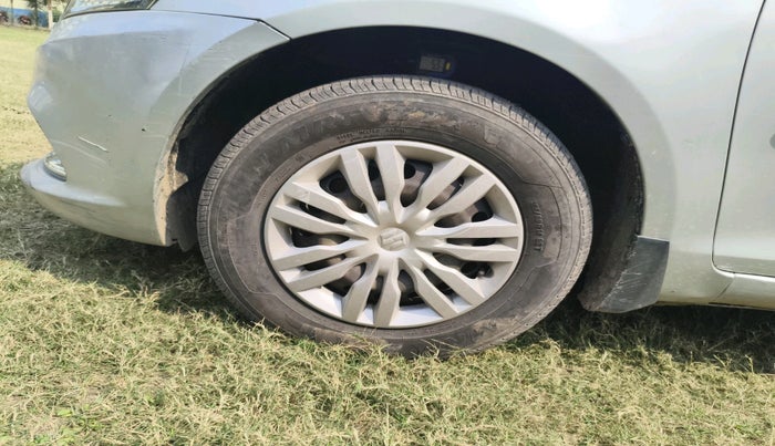 2016 Maruti Swift Dzire VDI, Diesel, Manual, 67,345 km, tyre