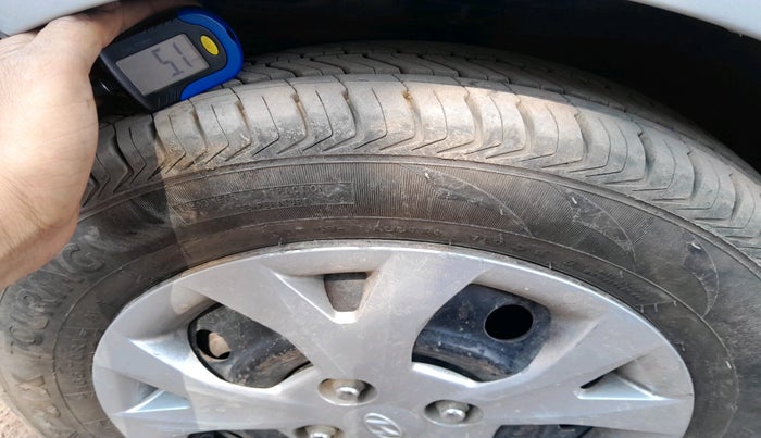 2015 Hyundai Grand i10 SPORTZ 1.2 KAPPA VTVT, Petrol, Manual, 39,034 km, tyre