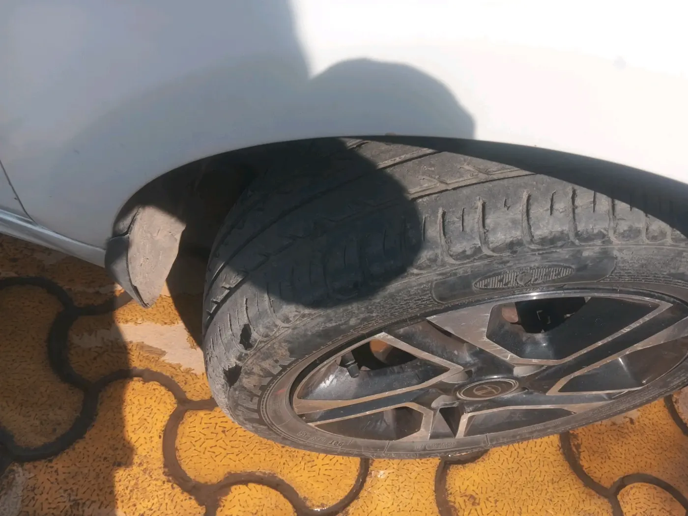 2019 Tata Tiago XZ PLUS PETROL, Petrol, Manual, 54,763 km, tyre