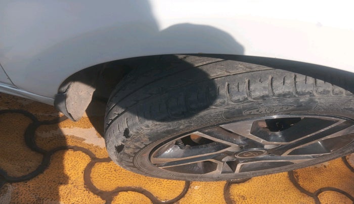 2019 Tata Tiago XZ PLUS PETROL, Petrol, Manual, 54,763 km, tyre