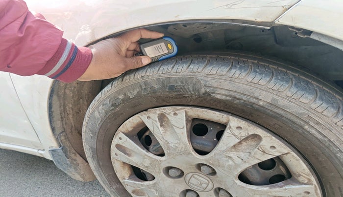 2014 Honda Amaze 1.2L I-VTEC S, Petrol, Manual, 1,36,702 km, tyre