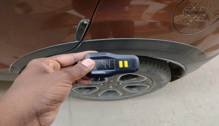 2019 Ford Ecosport TITANIUM 1.0L ECOBOOST SPORTS(SUNROOF), Petrol, Manual, 29,768 km, tyre