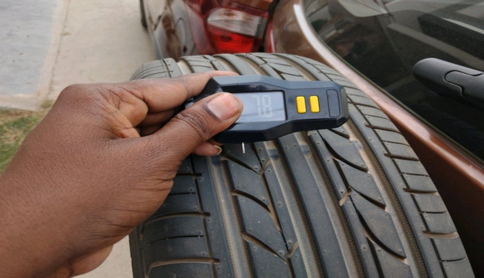 2019 Ford Ecosport TITANIUM 1.0L ECOBOOST SPORTS(SUNROOF), Petrol, Manual, 29,768 km, tyre