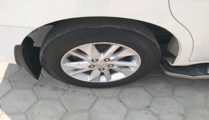 2020 Toyota Innova Crysta 2.4 VX 7 STR, Diesel, Manual, 1,60,573 km, tyre