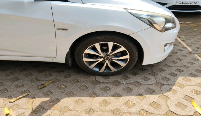 2015 Hyundai Verna FLUIDIC 1.6 CRDI SX, Diesel, Manual, 1,11,916 km, tyre