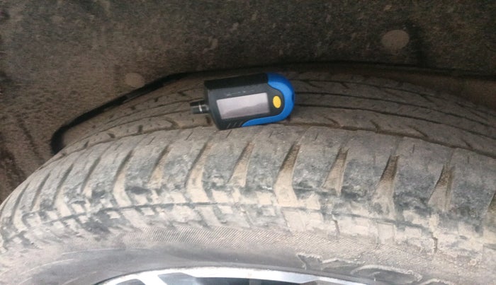 2018 Ford Endeavour TITANIUM 2.2 4X2 AT, Diesel, Automatic, 99,075 km, tyre