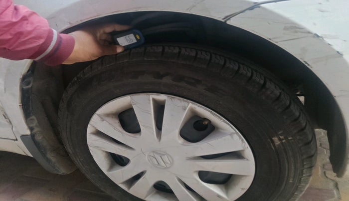 2011 Maruti Swift Dzire VXI, Petrol, Manual, 50,787 km, tyre