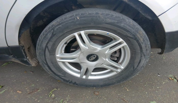 2018 Mahindra MARAZZO M6 7 STR, Diesel, Manual, 1,05,754 km, tyre