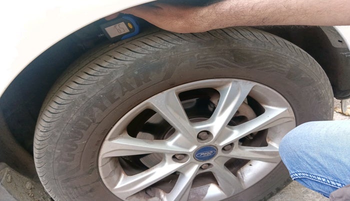 2018 Ford Ecosport TITANIUM 1.5L DIESEL, Diesel, Manual, 1,14,810 km, tyre