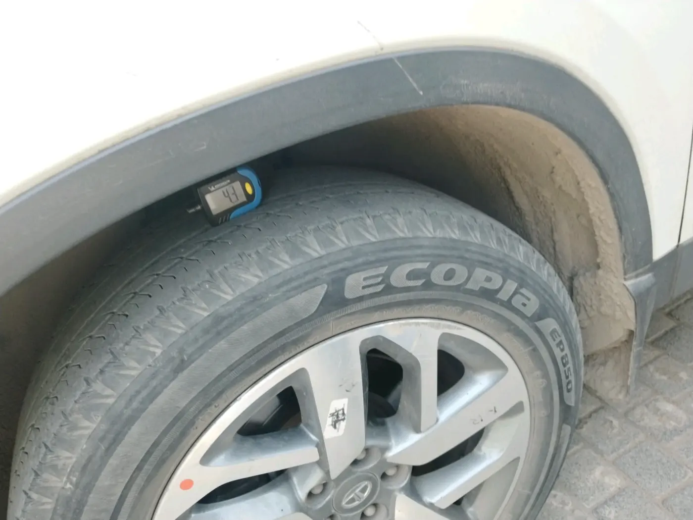 2022 Tata Safari XZA PLUS, Diesel, Automatic, 95,791 km, tyre
