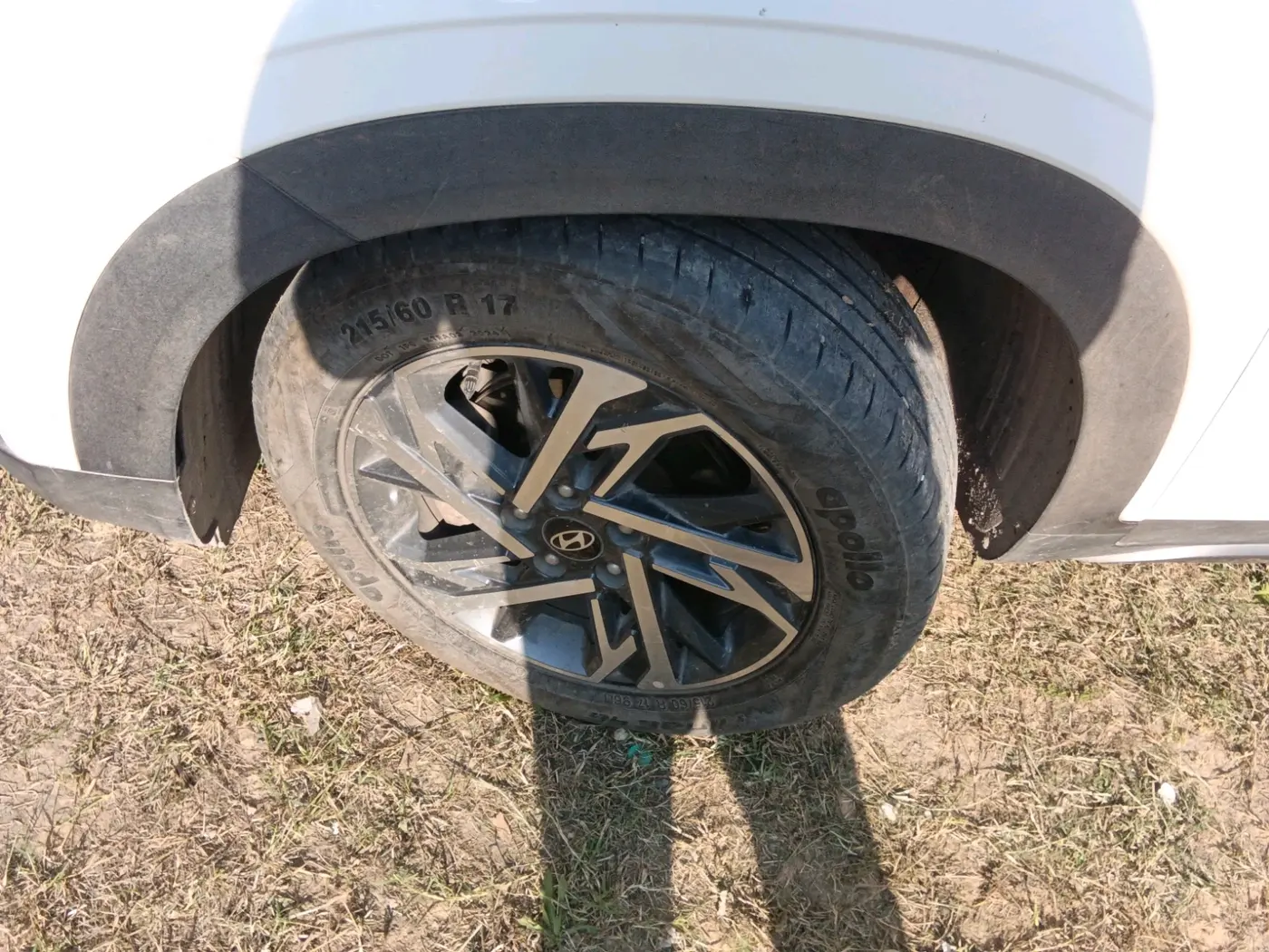 2024 Hyundai Creta SX TECH 1.5 PETROL DUAL TONE, Petrol, Manual, 38,800 km, tyre