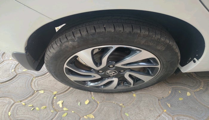 2020 Toyota Glanza G, Petrol, Manual, 50,166 km, tyre