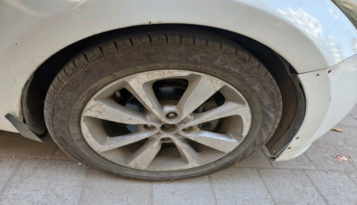 2015 Hyundai Elite i20 ASTA 1.4 CRDI, Diesel, Manual, 1,04,752 km, tyre