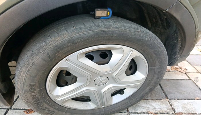 2020 Tata NEXON XMA PETROL, Petrol, Automatic, 50,835 km, tyre